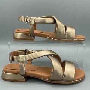 NEW Gentle Souls Women’s Heather Crisscross Flat Sandals Gold Size 7.5